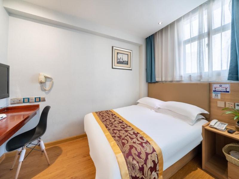 Greentree Inn Yiwu International Trade City Hotel Экстерьер фото