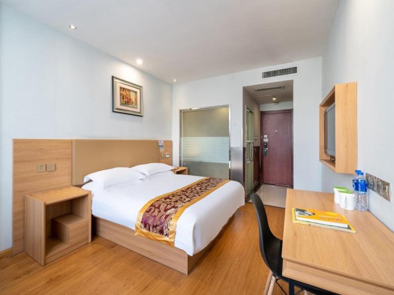 Greentree Inn Yiwu International Trade City Hotel Экстерьер фото