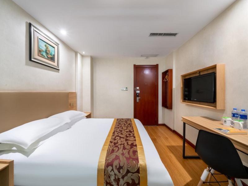Greentree Inn Yiwu International Trade City Hotel Экстерьер фото