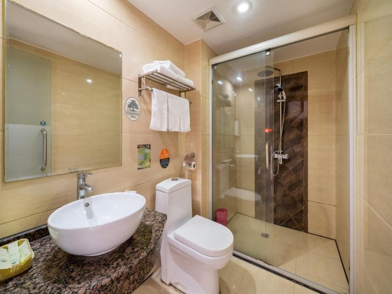 Greentree Inn Yiwu International Trade City Hotel Экстерьер фото